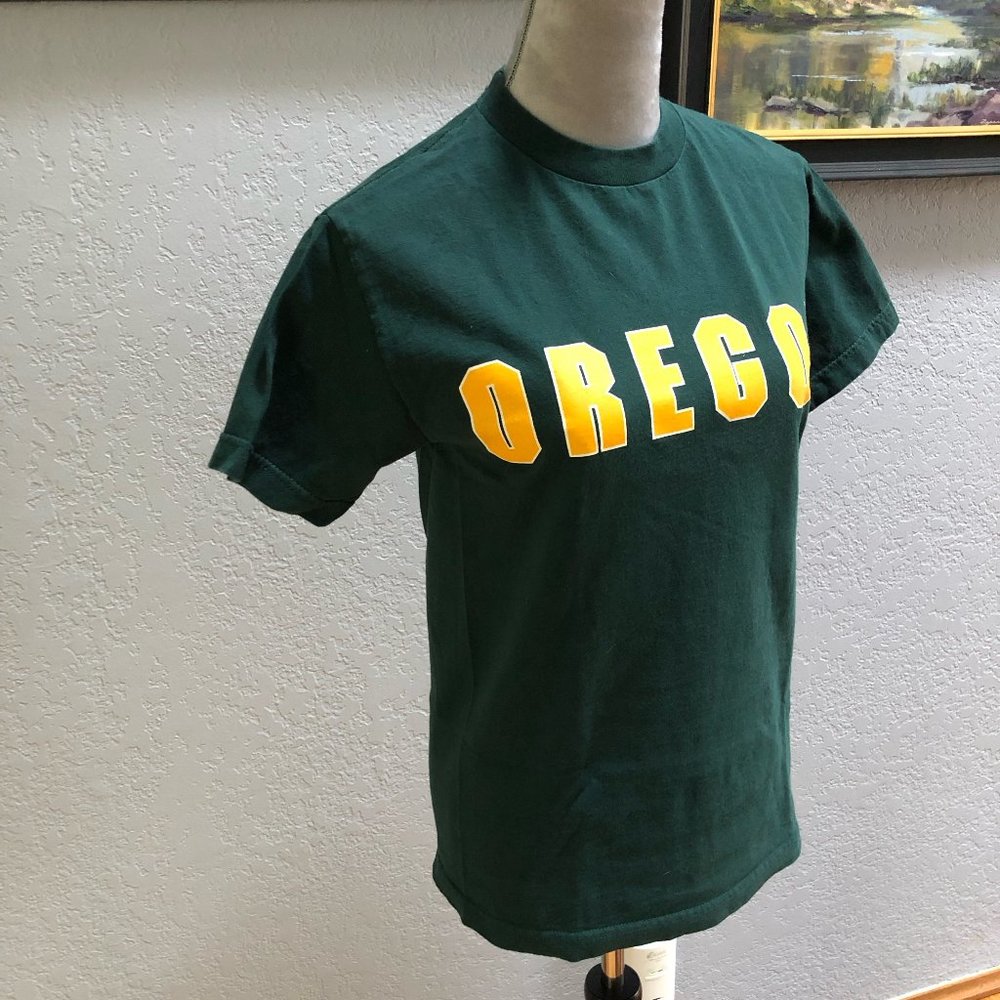 TLC - University of Oregon - short sleeve T-shirt - Women's size S - dark green